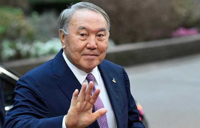 Назарбаев признался, что у него есть вторая жена