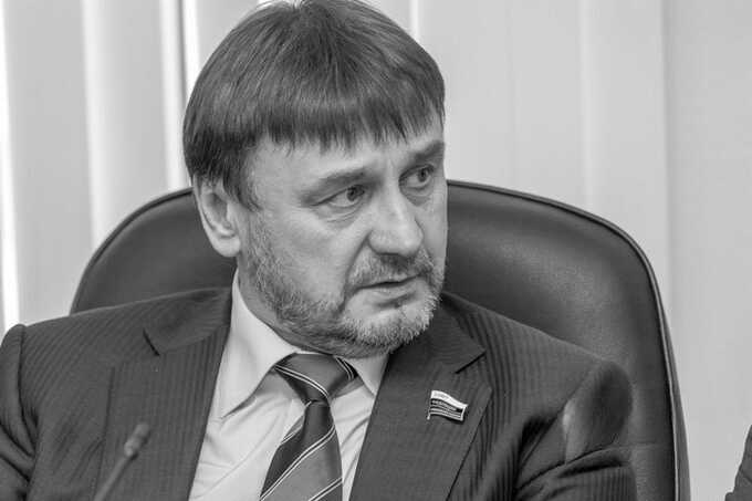 Умер сенатор от правительства Нижегородской области Владимир Лебедев