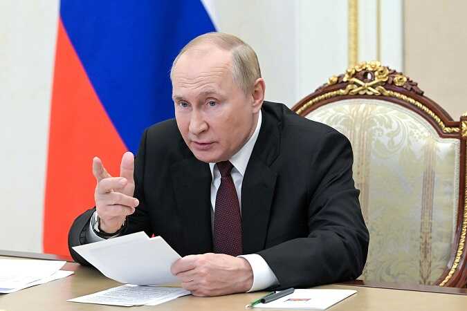 Путин включил доносчика Ионова в СПЧ