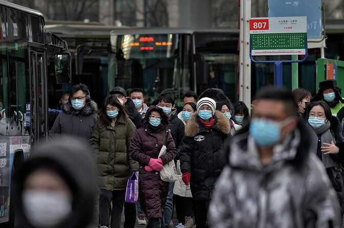 После вспышки новой формы пневмонии Китай ввёл масочный режим в общественных местах