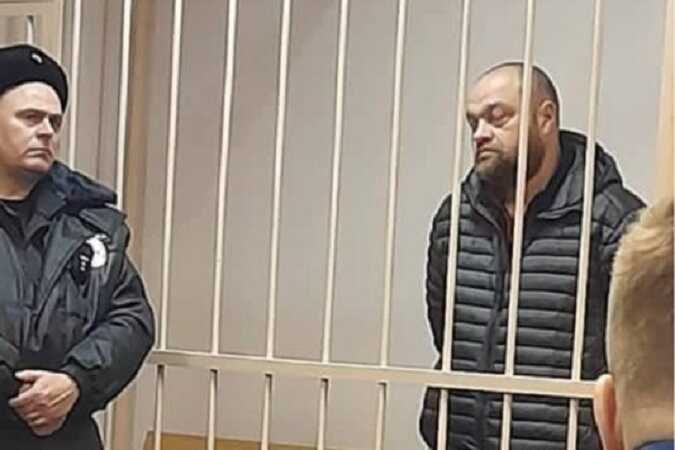 Экс-глава управления по вопросам миграции Петербурга арестован за фиктивное оформление 16,2 тыс. иностранцев