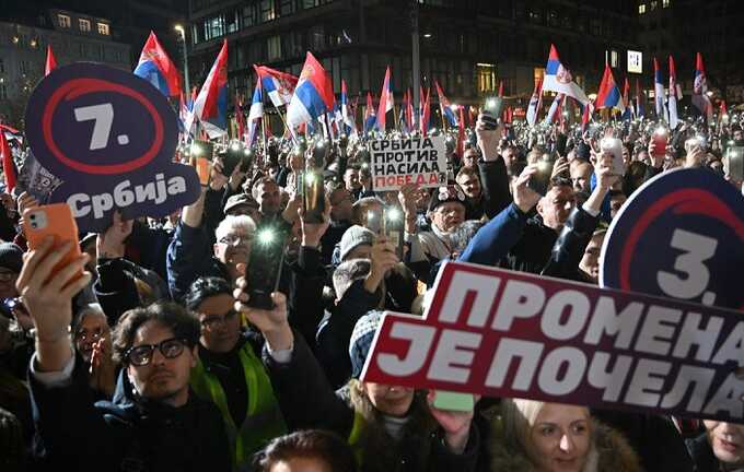 В столице Сербии недовольные результатами выборов в парламент вышли на протест