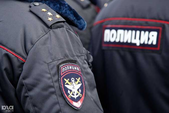 Сразу шесть сотрудников полиции были задержаны в Белгороде