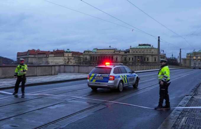 Раскрыты другие убийства стрелка в Праге