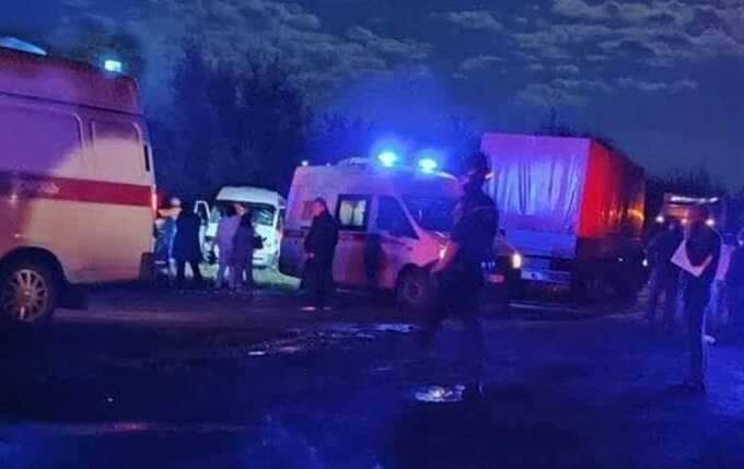 В Ростовской области произошла авария с участием микроавтобуса