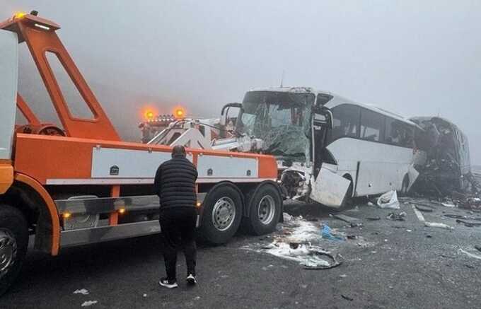 В Турции в результате крупной аварии погибли 10 человек
