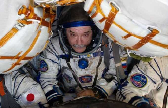 Лётчика-космонавта Михаила Тюрина обманули на 10 миллионов