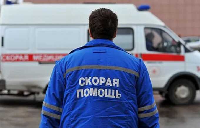 Двое пятиклассников избили ногами девочку-сироту у российской школы