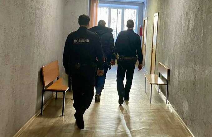 В Саратове арестовали обвиняемого в махинациях на миллионы рублей чиновника