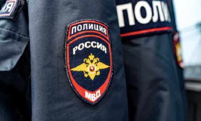 Полиция арестовала гражданина России по подозрению в украденных 500 пачках сигарет из магазина