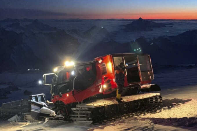Двух альпинистов с обморожениями спасли на Эльбрусе