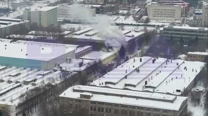 В Москве горит завод МиГ на Ленинградском проспекте
