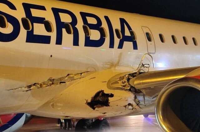 Во время взлёта в аэропорту Белграда пассажирский самолёт со 132 пассажирами на борту столкнулся с светотехническим оборудованием