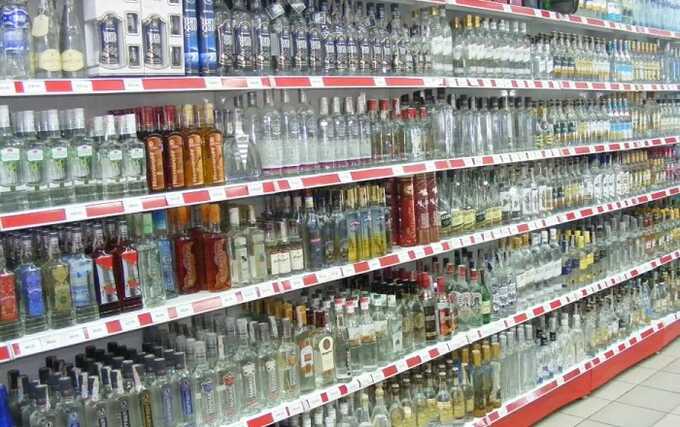 Россияне отметились новым рекордом в употреблении крепкого алкоголя за последние 7 лет