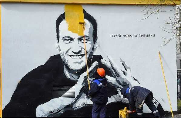 В Петербурге жителя арестовали за надпись «Путин убил Навального»
