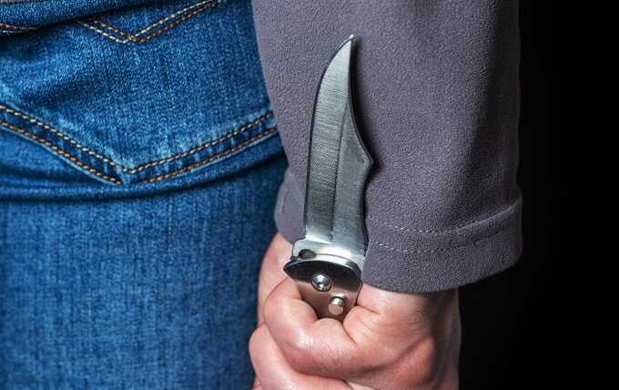 В Дагестане подросток напал на сверстников с ножом