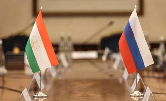 МИД Таджикистана вручил ноту послу России из-за «нарушения прав» таджиков