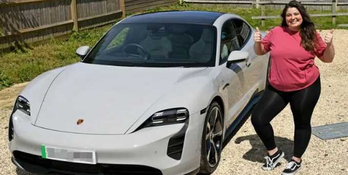 Девушка выиграла Porsche стоимостью 5 миллионов, но не может сесть за руль