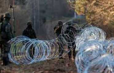 Польша рассматривает возможность строительства траншей и бункеров на границе с Россией