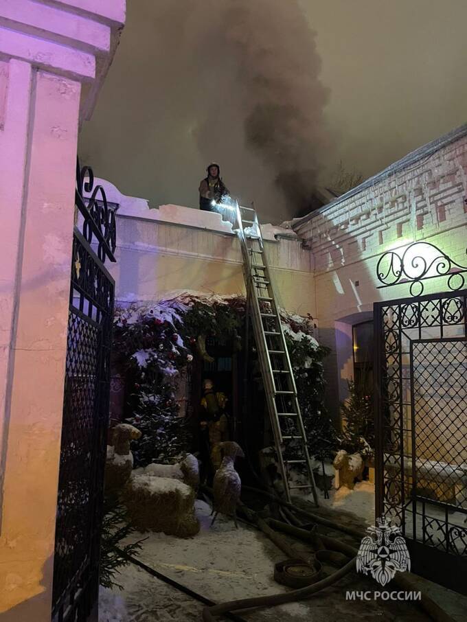В Екатеринбурге произошел пожар в ресторане «Гости»