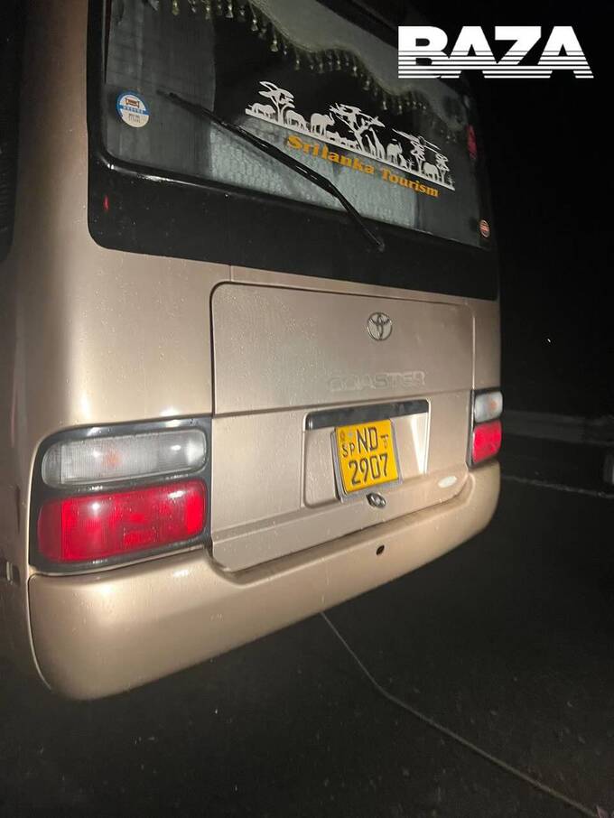 Автобус с российскими туристами попал в ДТП на Шри-Ланке влетев в грузовик на полной скорости