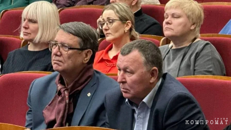 Бывший мэр Обнинска Николай Шубин (слева) и Василий Рябошапченко
